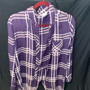 Beach lunch lounge soft purple plaid flannel size medium
